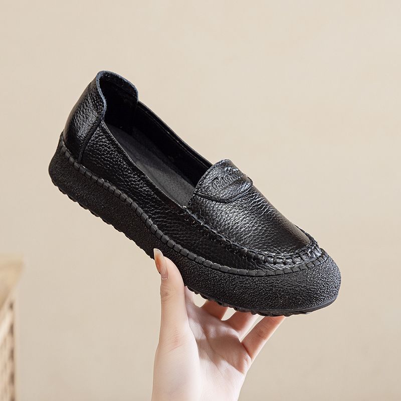 Zapatos de suela blanda 100% de piel de vaca auténtica.