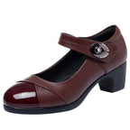 Zapatos de cuero redondos