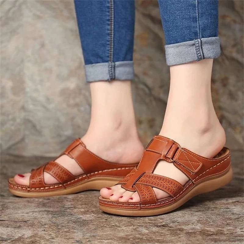 Cómodas sandalias nuevas
