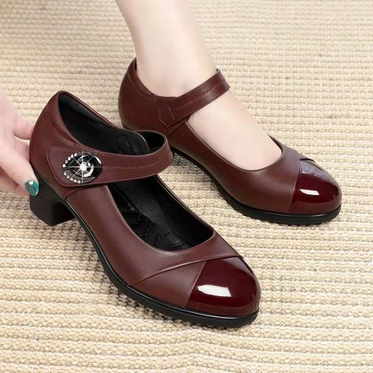 Zapatos de cuero redondos