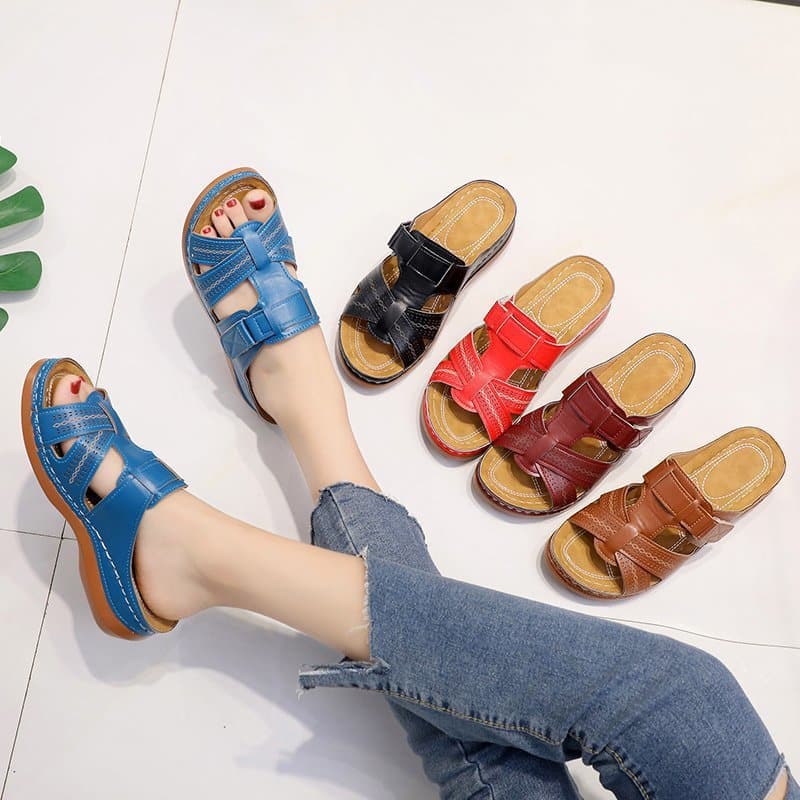 Cómodas sandalias nuevas