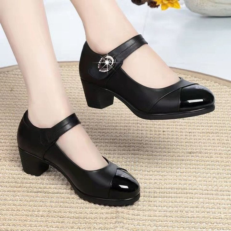 Zapatos de cuero redondos