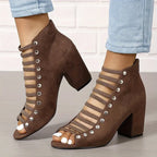 Tacones altos con cremallera trasera hueca y remaches